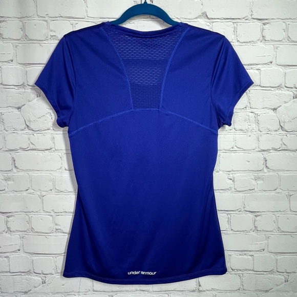 🔥2/$10 🏃‍♀️|•UNDER ARMOUR•| Purple Running Athletic Top Size M - Picture 2 of 5